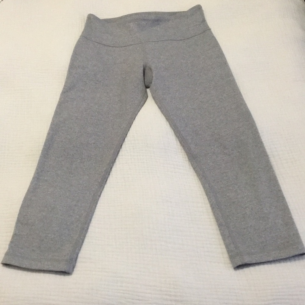 Lululemon Wunder Under Crop
FULLON LUON 4-EUC